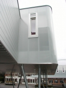 <h5>Collège de Begnins : Façades ventilées en polycarbonate</h5>